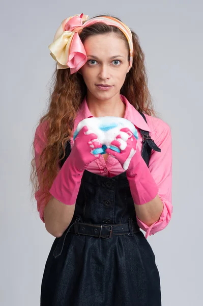 Young housewife cleaning — Stock Photo, Image