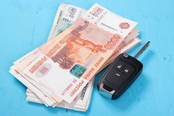 Car Key and money — Stock Photo, Image