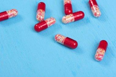 Kırmızı hapları yakın çekim