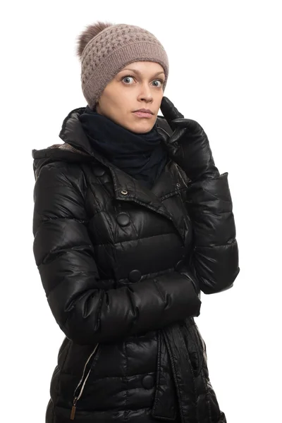 Donna con giacca, cappello e sciarpa — Foto Stock