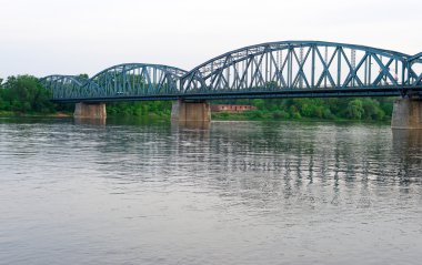 Polonya, Torun ünlü truss köprüden Vistula Nehri