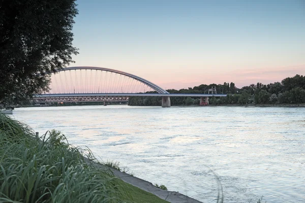 Embankment du Danube à Bratislava — Photo