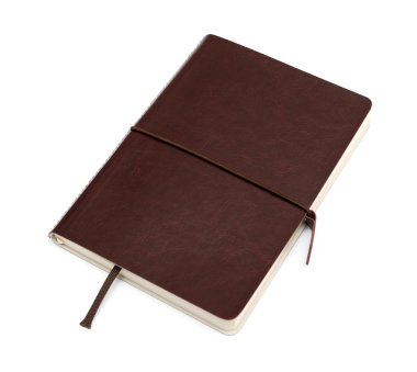 beyaz zemin üzerinde kahverengi deri notebook