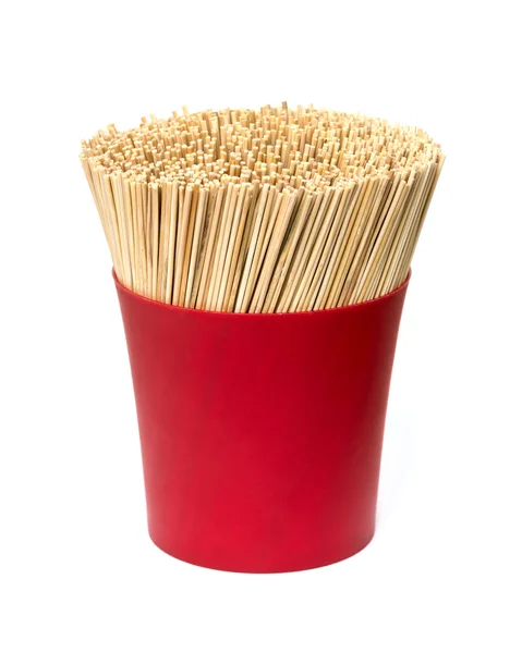 Utensílios de cozinha, pilha de paus de bambu ou espetos de madeira usados t — Fotografia de Stock