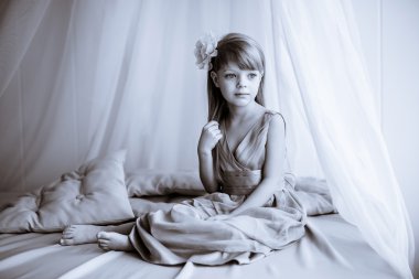 güzel hüzünlü kız