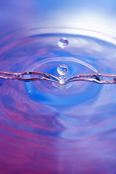 Cadena en el agua — Foto de Stock