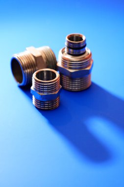 Metal fındık kümesi