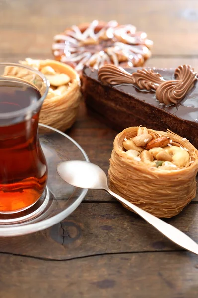 Prăjituri și ceai — Fotografie, imagine de stoc