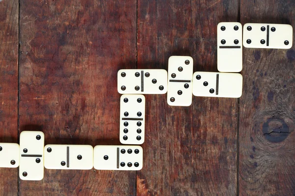 Dominospel op hout — Stockfoto