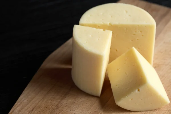 Käse an Bord — Stockfoto