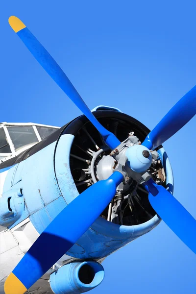 Velho avião a hélice — Fotografia de Stock