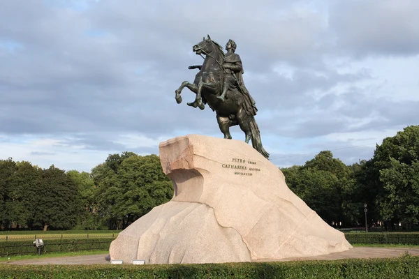 Russian King Peter Statue — Stock Photo, Image