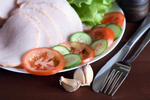 Sallad med skinka — Stockfoto