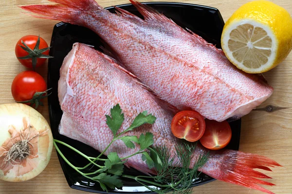 Pescado crudo para cocinar — Foto de Stock