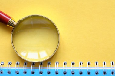 Not defterindeki büyüteç