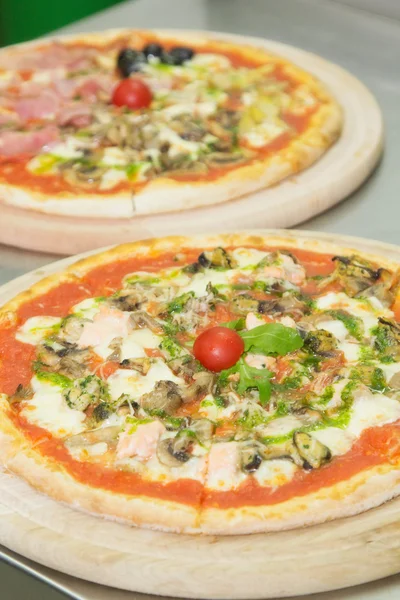 Pizza — Stockfoto