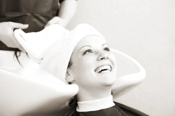 Woman at salon — Stock Photo, Image