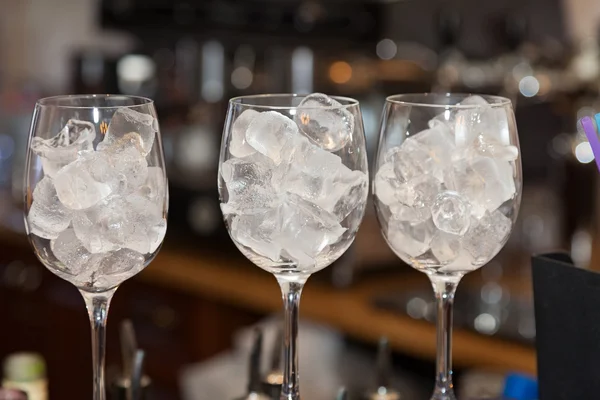 Ice in glasses — Stock Photo, Image