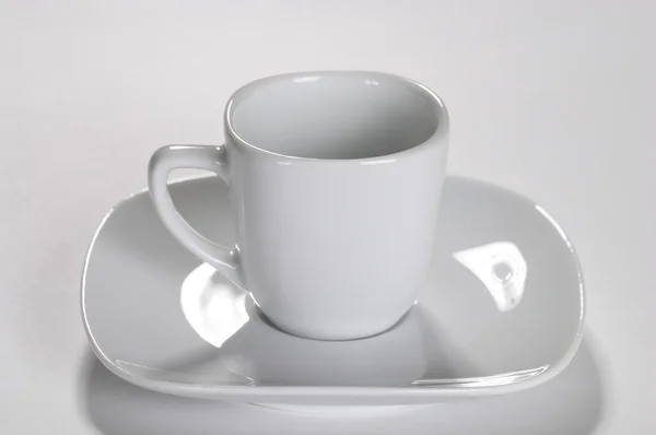 Kleine weiße Kaffeetasse — Stockfoto