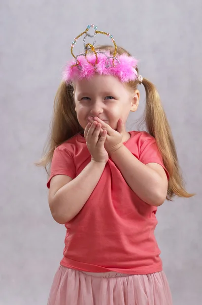 Lachende grappig meisje — Stockfoto