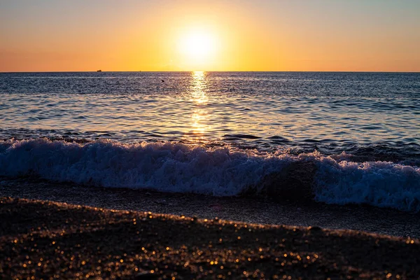 Pôr Sol Vermelho Sobre Mar Belo Pôr Sol Pôr Sol Imagens De Bancos De Imagens Sem Royalties