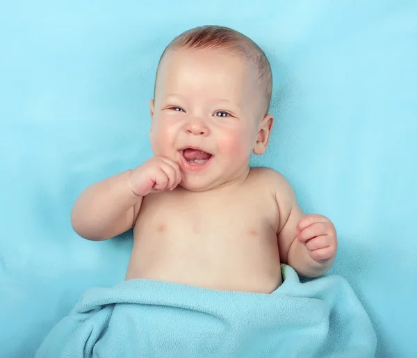 Yeni doğan bebek mavi — Stok fotoğraf