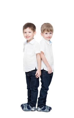 Dört yaşındaki çocuklar ikiz