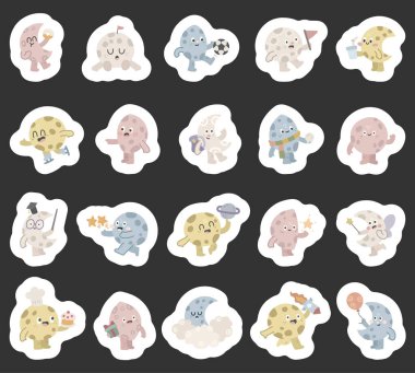 Ay karakteri İskandinav tarzında ayarlanmış elinde donut, bayrak, paket kupası, kartopu, işaretçi, sihirli değnek, hediye, roket, balon gibi farklı duygular ve pozlar barındırıyor.