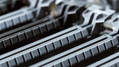 Bilgisayar Ana gemide PCI-E yuvası