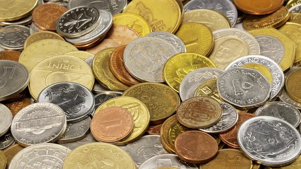 Множество разных монет Лицензионные Стоковые Изображения