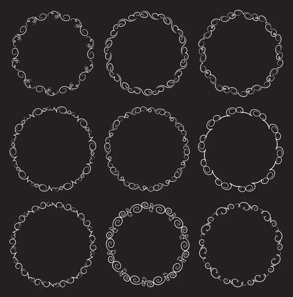 Set of decorative round frames — Stock Vector