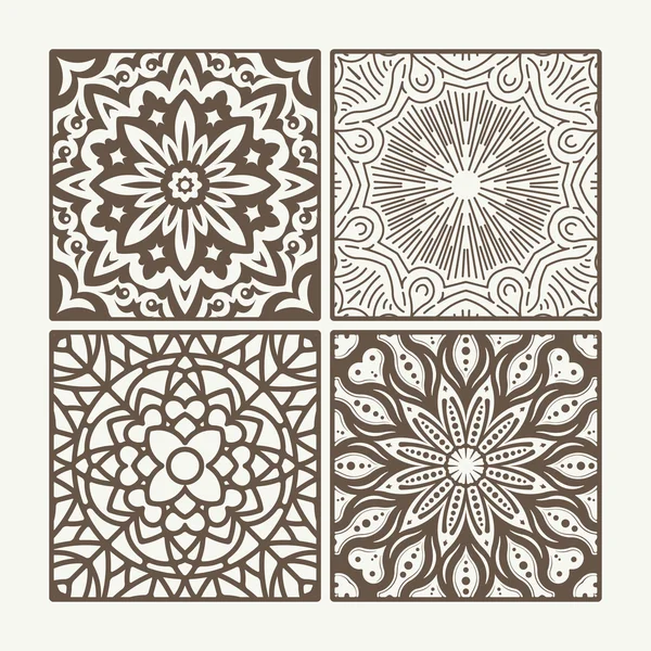 Set of 4 square lace floral vintage designs — Stock Vector