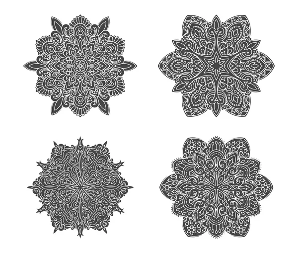 Set of  round lace designs - mandalas — Stock Vector