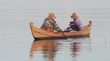 Balıkçı teknesinde net kontrol