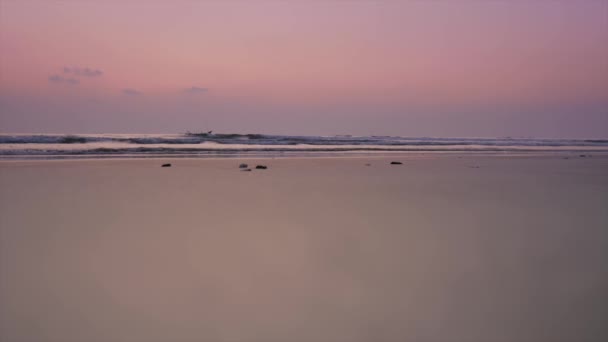 Empty beach at early morning time — Stock Video