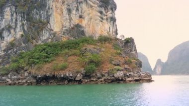 Halong Körfezi Vietnam.