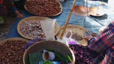 Asya'nın geleneksel yerel pazar