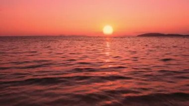 Sabah erken gündoğumu panoramik görünüm