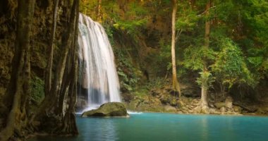 Pastoral şelale kaymak video izleme