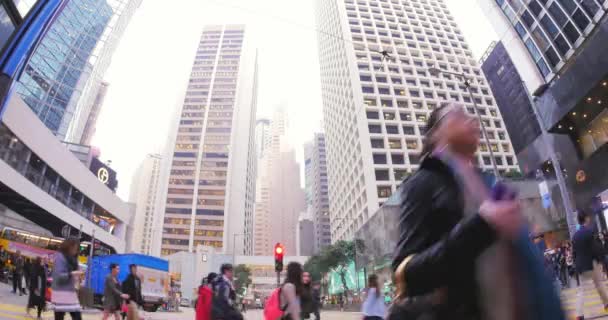 Pieszych w centrum Hongkongu — Wideo stockowe