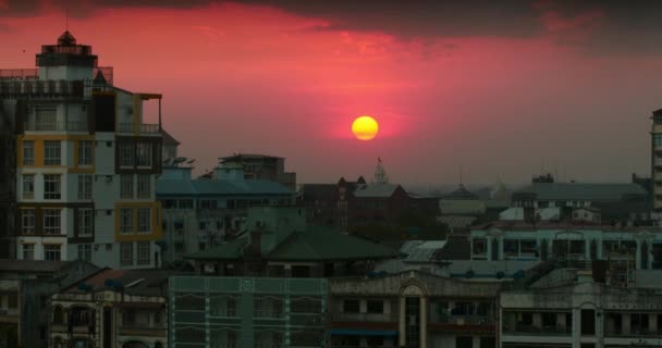 Γιανγκόν ηλιοβασίλεμα πόλη — Αρχείο Βίντεο