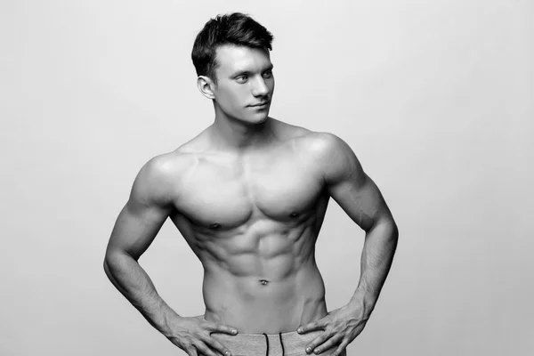 Schöner junger Mann Torso — Stockfoto