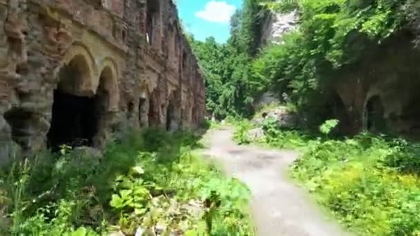 Drone footage of Tarakaniv Fort Fortress ruins, Ukraine — Stock Video