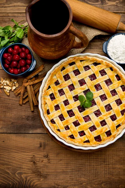 Tarte aux cerises maison — Photo