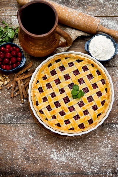 Tarte aux cerises maison — Photo