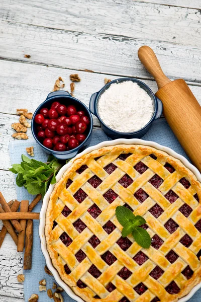 Tarta de cereza casera —  Fotos de Stock