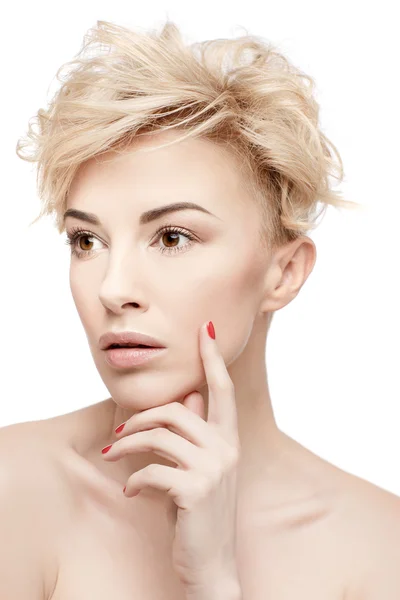 Portret van een mooie vrouw met een schone huid — Stockfoto