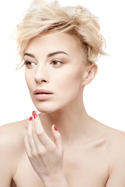 Portret van een mooie vrouw met een schone huid — Stockfoto