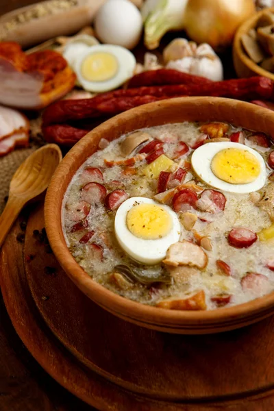 Tradycyjne polskie Wielkanoc zupa Żurek — Zdjęcie stockowe