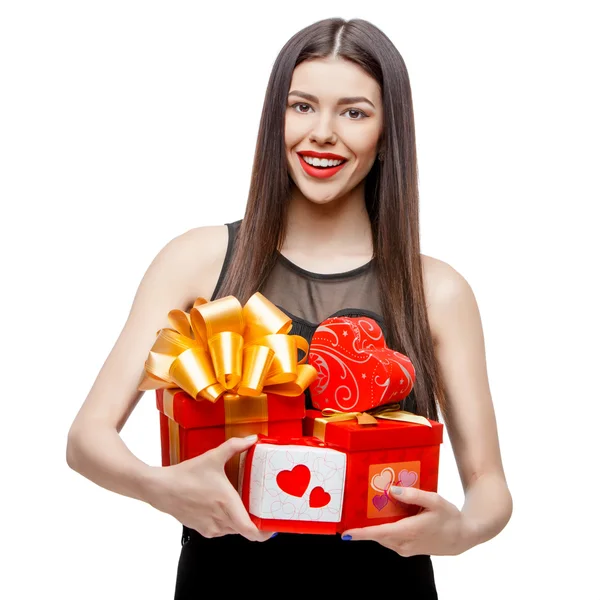 Donna attraente con confezione regalo — Foto Stock